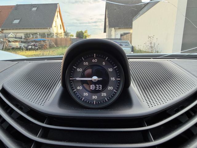 Porsche Taycan Turbo S Sport Turismo – Innenraum, Bild 6 von 24